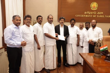 ශ්‍රී ලංකා මන්ත්‍රීවරයෙක් තමිල්නාඩු මහ ඇමති සුපිරි නළු විජේ හමුවෙයි - මෙන්න විස්තරේ