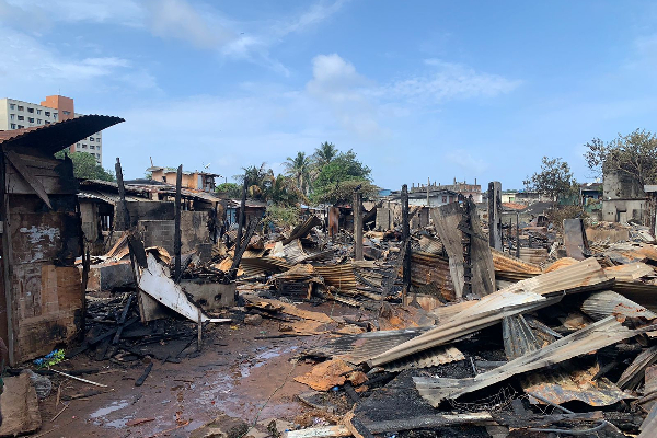 கொழும்பு குடியிருப்பு தீவிபத்து; காரணம் இதுவா?(Photos) | Colombo Residential Fire Is This The Reason