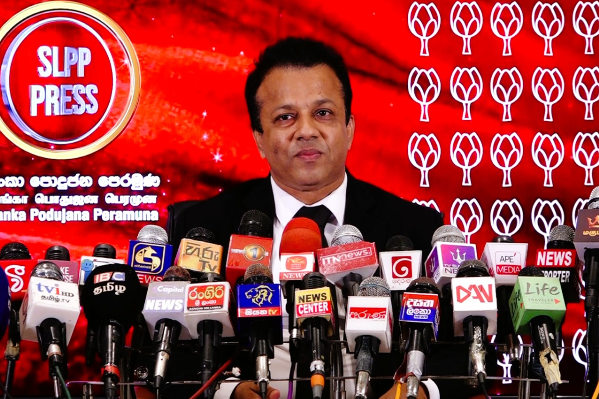 மர்மமான முறையில் உயிரிழந்த முன்னாள் பொலிஸ்மா அதிபர்.. மொட்டு கட்சி முன்வைக்கும் குற்றச்சாட்டு | Former Dig Death Mottu Party Anura Govt மர்மமான முறையில் உயிரிழந்த முன்னாள் பொலிஸ்மா அதிபர்.. மொட்டு கட்சி முன்வைக்கும் குற்றச்சாட்டு | Former Dig Death Mottu Party Anura Govt