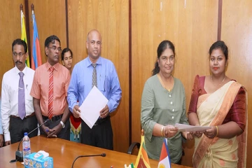 வடக்கு ஆளுநரால் கல்விமாணிப் பட்டதாரிகளுக்கு ஆசிரியர் நியமனம்