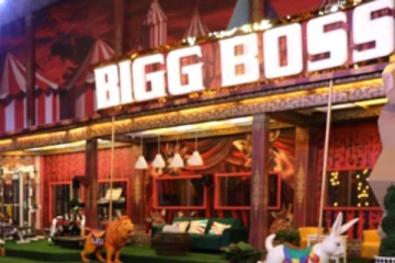 பிக்பாஸ் வீட்டில் Physical Violence.. ஒரு முக்கிய போட்டியாளர் வெளியேற்றம்! ஷாக் சம்பவம்