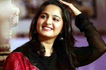 40 விபத்துகளை ஏற்படுத்திய அனுஷ்காவின் புகைப்படம் - இயக்குநரிடம் காவல்துறை வைத்த வேண்டுகோள்