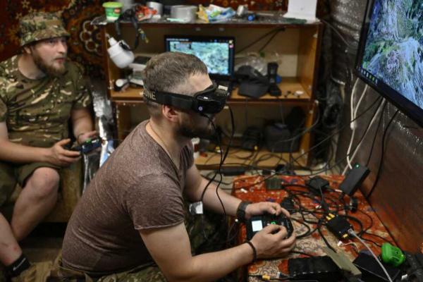 உக்ரைனில் இரவில் நடந்த கடும் தாக்குதல்கள்.. ஜெலென்ஸ்கி வெளியிட்டுள்ள காணொளி | Ukraine Defense Forces Neutralized Zelenzky உக்ரைனில் இரவில் நடந்த கடும் தாக்குதல்கள்.. ஜெலென்ஸ்கி வெளியிட்டுள்ள காணொளி | Ukraine Defense Forces Neutralized Zelenzky