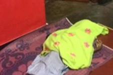 அடிகாயங்களுடன் சடலமாக மீட்கப்பட்ட 12வயது சிறுமி!