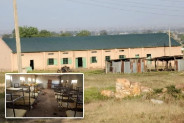 துப்பாக்கி முனையில் 25 பள்ளி மாணவிகள் கடத்தல்: மர்ம கும்பலிடம் இருந்து தப்பிய இருவர்