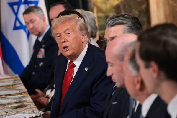 நெதன்யாகுவுடன் சந்திப்பு... ஈரான், ஹமாஸ் படைகளுக்கு கடும் எச்சரிக்கை விடுத்த ட்ரம்ப் | Trump Warns Iran Of Possible Strike