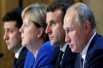 அணுகுண்டு வீசி ஜேர்மன் நாடாளுமன்றத்தை அழிக்க திட்டம்