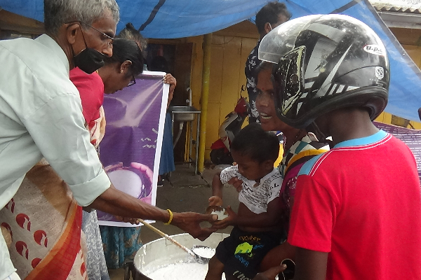 வடுக்களும் வலிகளும் நிறைந்த கதை கூறும் முள்ளிவாய்க்கால் கஞ்சி: தமிழர் தாயக பகுதிகளின் நினைவுநாள் தொகுப்பு | Mullivaikkal Porridge Remembrance Day