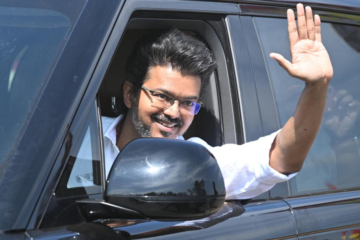வெற்றி சான்றிதழைப் பெற புறப்படுகிறார் தவெக தலைவர் விஜய் | Vijay Go To Get The Victory Certificate