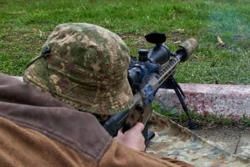 ஒற்றை தோட்டா... ரஷ்ய தளபதிக்கு 5,900 அடி தொலைவில் இருந்து சீறி வந்த மரணம்