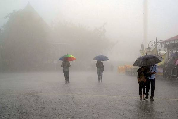 அடுத்த இரண்டு தினங்களுக்கு கொட்டித்தீர்க்கப்போகும் மழை | Over 100Mm Rainfall Several Provinces Tomorrow அடுத்த இரண்டு தினங்களுக்கு கொட்டித்தீர்க்கப்போகும் மழை | Over 100Mm Rainfall Several Provinces Tomorrow
