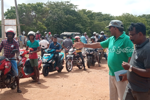 நாட்டின் சில இடங்களில் சீரான முறையில் எரிபொருள் விநியோகம்(Video) | Manner Petrol Supplement