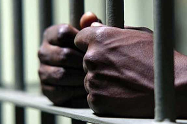 23 கிலோவுக்கும் அதிகமான ஹெரோயின் கைப்பற்றல் - சிறிலங்கா கடற்படையினரின் அதிரடி நடவடிக்கை | Mirissa Heroin Drug Suspects Detained For One Week