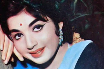 ஜெயலலிதா அவரின் அம்மா சந்தியாவுடன் இருக்கும்  இந்த அரிதான புகைப்படத்தை பார்த்துள்ளீர்களா!