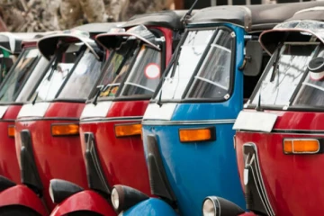 முச்சக்கரவண்டி சாரதிகள் மீது குற்றச்சாட்டு: நடவடிக்கை எடுக்க கோரிக்கை