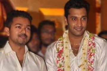 அருள்நிதி நடித்த படத்தில் முதன் முதலில் நடிக்கவிருந்த தளபதி விஜய்யா? எந்த படம் தெரியுமா