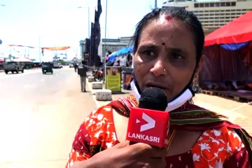 கோட்டாபயவும் விலக வேண்டும், ரணிலும் விலக வேண்டும்! கோபத்தை வெளிப்படுத்திய பெண் (Video)