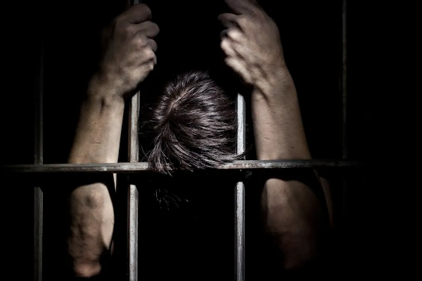 17 வருடங்கள் முன் நடந்த சம்பவம் : சிறுமி வன்புணர்வு :59 வயதானவருக்கு 14 வருட கடூழிய சிறை | Rape Of Girl 59 Year Old Gets 14 Years In Jail