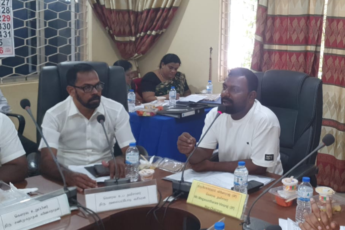 மண்முனை தென் எருவில் பற்று பிரதேச சபையில் பிரேரணைகள் நிறைவேற்றம் | Passing Of Motions In The Pradeshiya Sabha மண்முனை தென் எருவில் பற்று பிரதேச சபையில் பிரேரணைகள் நிறைவேற்றம் | Passing Of Motions In The Pradeshiya Sabha