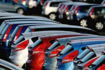 வாகனம் வாங்க காத்திருப்போருக்கு மகிழ்ச்சித் தகவல்! தடையை நீக்க தீர்மானம்