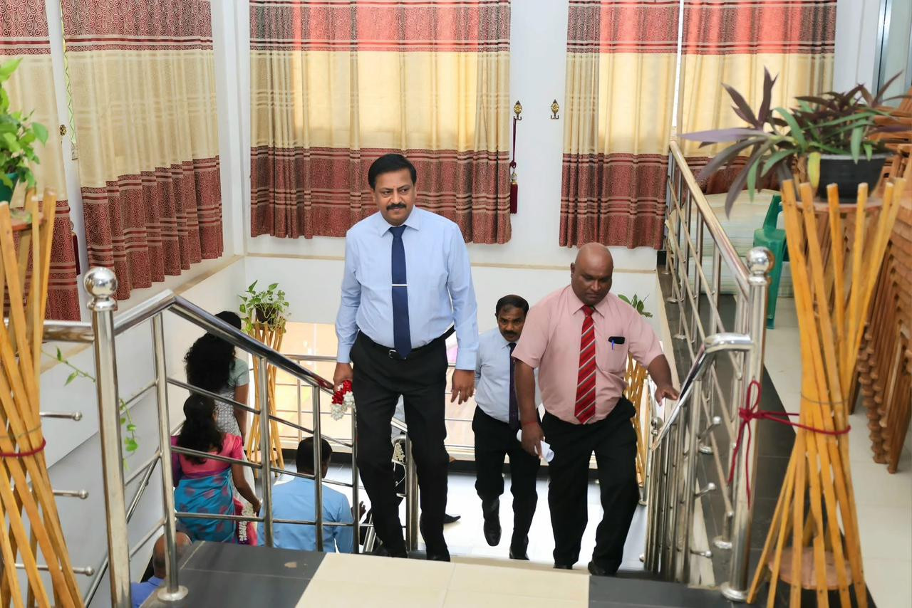 தகுதியான நபர்களுக்கே அரசாங்க கொடுப்பனவு கிடைக்கவேண்டும்! மாவட்ட அரசாங்க அதிபர் எடுத்துரைப்பு 3 Gallery