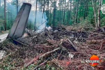 ජීවිත සියල්ල බිලිගනිමින් මරු කටට ගිය රුසියානු ගුවන්යානයේ කළු පෙට්ටියය හමුවේ