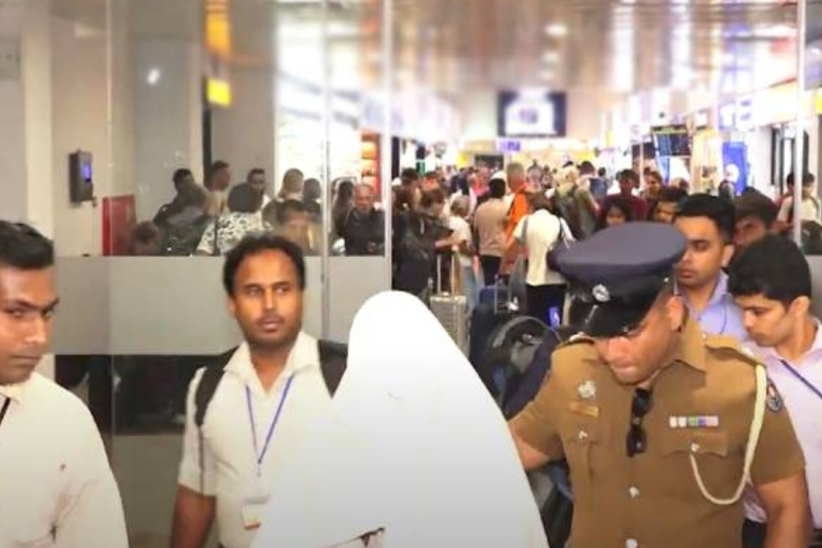 இரவில் இலங்கைக்கு வந்த யாழ்ப்பாண நபருக்கு நேர்ந்த கதி ; அதிரடி காட்டிய அதிகாரிகள் | Jaffna Man Deported To Sri Lanka