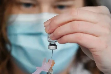 பைஸர் மூன்றாவது டோஸ் தடுப்பூசி தொடர்பில் வெளியான எச்சரிக்கை