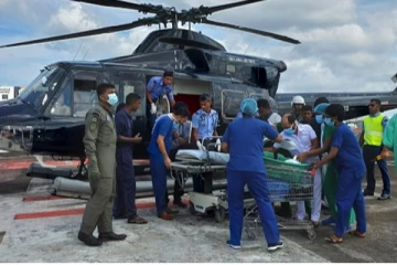 මොළය මියදුනු පුද්ගලයෙකුගේ අවයව ලබාගැනීම සදහා ගුවනින් කොළඹට රැගෙන යයි..(PHOTO)