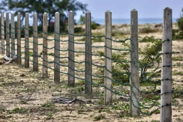 தமிழர் பகுதியில் பாதுகாப்பு படையினர் வசமிருந்த காணிகள் விடுவிப்பு!