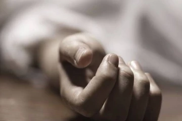 யாழ்.பகுதியின் கடற்கரையில் சிதைவடைந்த நிலையில் மீட்கப்பட்ட ஆணின் சடலம்