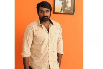 முன்னணி நடிகர் விஜய் சேதுபதியுடன் பிரபல சூப்பர்ஹிட் சீரியல் நடிகை - உங்களுக்கு மிகவும் பிடித்த நபர்