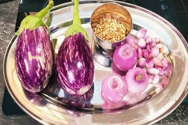 வீட்டில் இரண்டு கத்தரிக்காய் இருக்கா? இப்படி கார குழம்பு செய்ங்க | How To Make A Kathirikkai Karakuzhambu வீட்டில் இரண்டு கத்தரிக்காய் இருக்கா? இப்படி கார குழம்பு செய்ங்க | How To Make A Kathirikkai Karakuzhambu