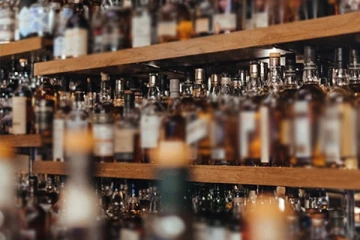 நாட்டில் உள்ள அனைத்து மதுபானசாலைகளும் இன்று மூடப்படுகின்றது