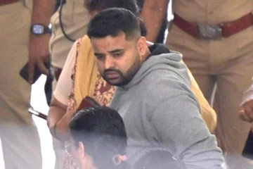 பாலியல் வழக்கு - பிரஜ்வல் ரேவண்ணா வீட்டில் சிக்கிய மிக முக்கிய ஆதாரம்!