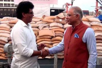 இந்தியாவின் மேலும் ஒரு தொகை நிவாரணப் பொருட்கள் கொழும்பிற்கு