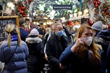 இங்கிலாந்தில் கோர தாண்டவமாடும் கொரோனா; ஒரேநாளில்  லட்சத்தை தாண்டிய பாதிப்பு!