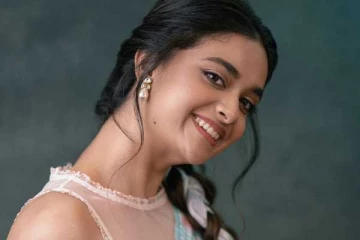 சேலையில் மின்னும் நடிகை கீர்த்தி சுரேஷின் க்யூட் புகைப்படங்கள்!! இதோ..