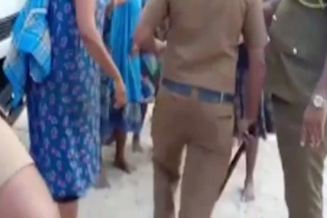 பெண்ணின் கைபேசியை சோதனையிட்ட அதிகாரிகள்: சிக்கிய பல இலட்சக்கணக்கான பணம்!