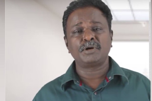 ப்ளூ சட்டை மாறன் ஒரு பைத்தியம்.. மோசமாக திட்டிய இயக்குனர் | Perarasu Slam Vetrimaaran And Blue Sattai