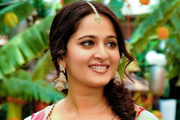 அனுஷ்கா ஜிலேபி மாதிரி.. அவரின் அந்த இடம் எனக்கு பிடிக்கும்.. காமெடி நடிகரின் சர்ச்சை பேச்சு | Actor Ali Speak Badly About Anushka Shetty