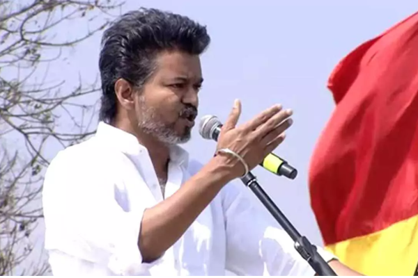 திமுகவை ஒரே வார்த்தையில் காலி செய்த எம்ஜிஆர், ஜெயலலிதா - ஈரோட்டில் சீறிய விஜய் | Tvk Vijay Slams Dmk In Erode Campaign திமுகவை ஒரே வார்த்தையில் காலி செய்த எம்ஜிஆர், ஜெயலலிதா - ஈரோட்டில் சீறிய விஜய் | Tvk Vijay Slams Dmk In Erode Campaign