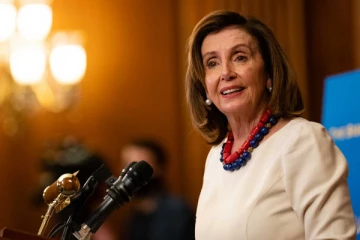 சீனாவின் மிரட்டலுக்கு அடிபணியாத அமெரிக்கா!