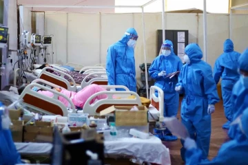 இலங்கையில் இன்று உச்சம் தொட்ட கோவிட் தொற்றாளர்களின் எண்ணிக்கை