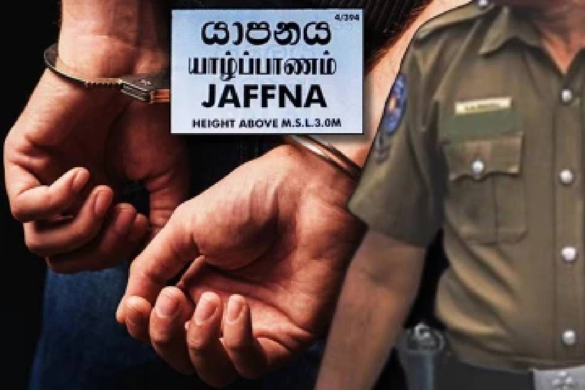 யாழில் கூரிய ஆயுதங்கள் மற்றும் பெருந்தொகை பணத்துடன் பெண் உட்பட 09 பேர் கைது | Nine People Including A Woman Arrested In Jaffna