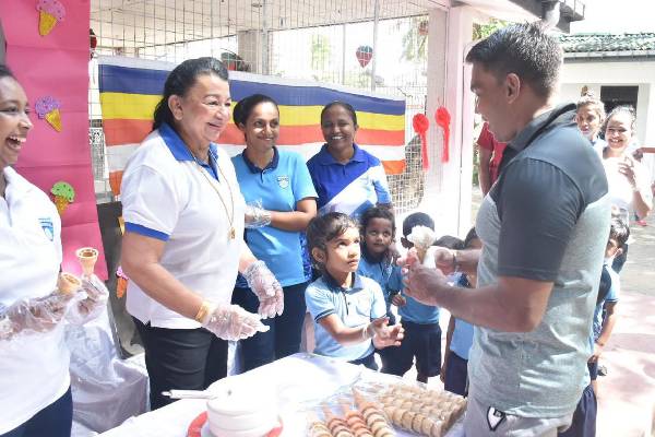 ஊழலில் மாட்டிக் கொண்ட சிரந்தி ராஜபக்ச:காப்பாற்றப்போகும் நபர் தொடர்பில் வெளியான தகவல் | Shiranthi Rajapaksa Carlton Pre School