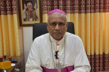 புது வாழ்வின் விழாவாகவும், மறு வாழ்வின் விழாவாகவும் இந்த உயிர்ப்பு விழா அமைய வேண்டும் - மன்னார் மறைமாவட்ட ஆயர்