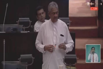 விமானத்தில் விசேட கழிவறையை அமைக்க 600 கோடியை ஒதுக்கிய மகிந்த-சரத் பொன்சேகா