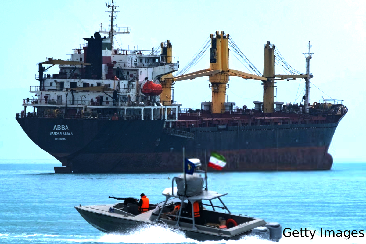 Houthis-Warn-Ships-to-Avoid-Saudi-Ports Houthis-Warn-Ships-to-Avoid-Saudi-Ports