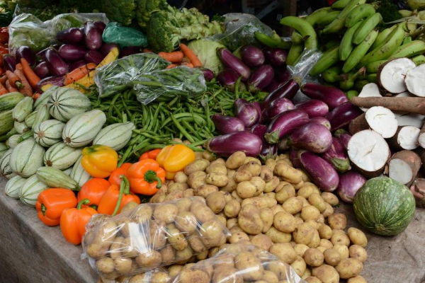 புதுக்குடியிருப்பில் அழுகிய மரக்கறிகளை வைத்திருந்தமைக்கு 30,000 அபராதம் | Fined For Keeping Rotten Vegetables In Mullaithivu